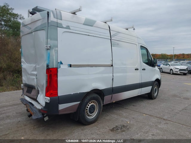 W1Y4KBHY8RP719384 Mercedes-Benz Sprinter 2500 High Roof 4-cyl Diesel/standard Roof 4-cyl Diesel