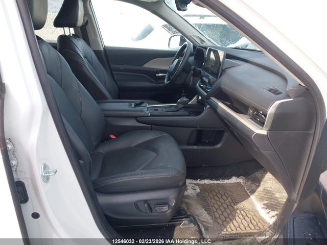 5TDAAAB52RS006649 Toyota Grand Highlander Xle/limited/platinum