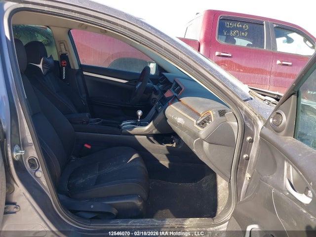 2HGFC2E5XGH011810 Honda Civic Lx