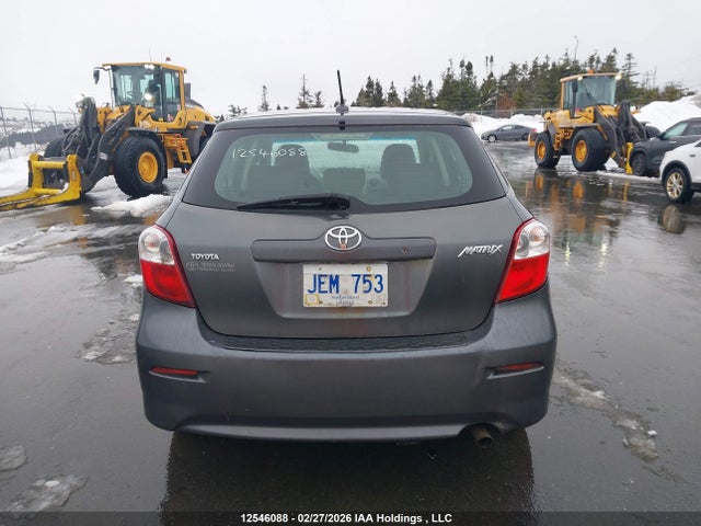 2010 Toyota Corolla Matrix მანქანა იყიდება აუქციონზე, vin: 2T1KU4EE6AC251427, აუქციონის ნომერი: 12546088