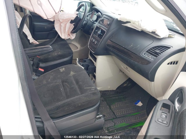 2C4RDGBG8FR591157 Dodge Grand Caravan Se/sxt