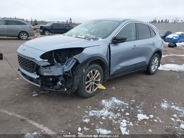 1FMCU9G64NUB28429 Ford ESCAPE SE