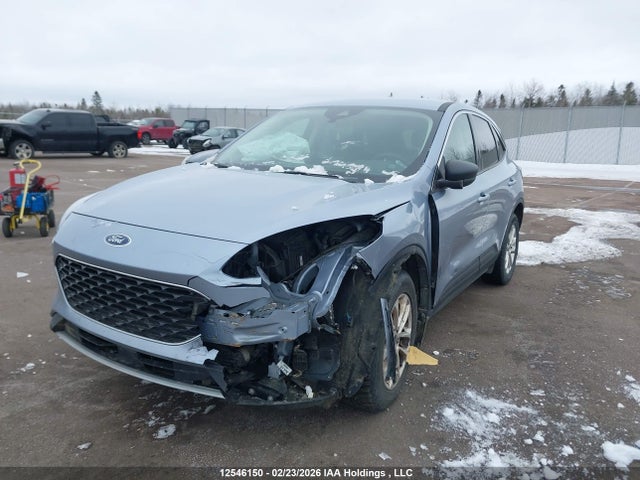 1FMCU9G64NUB28429 Ford ESCAPE SE