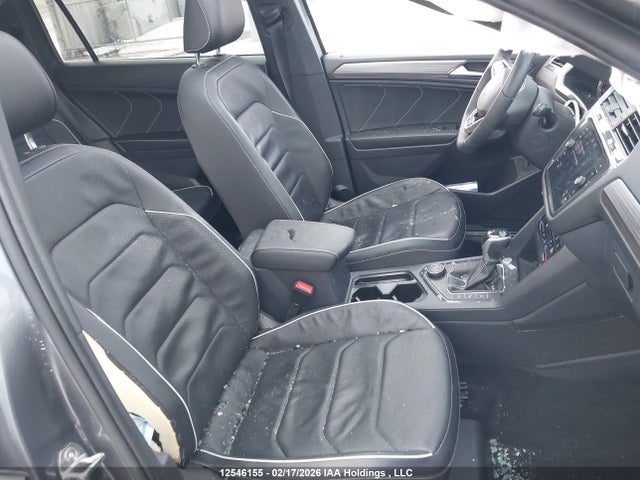 Продажа на аукционе авто 2022 Volkswagen Tiguan Sel R-line, vin: 3VV4B7AX3NM018529, номер лота: 12546155
