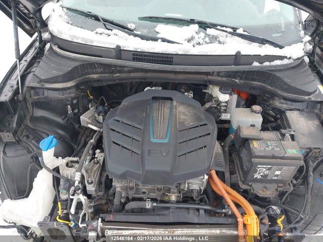 12546164 :رقم المزاد ، KNDJ23A29P7029949 vin ، 2023 Kia Soul Ev Premium مزاد بيع