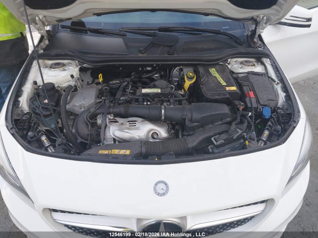 Mercedes-Benz CLA 250 2014 WDDSJ4EB7EN152798 Image 10