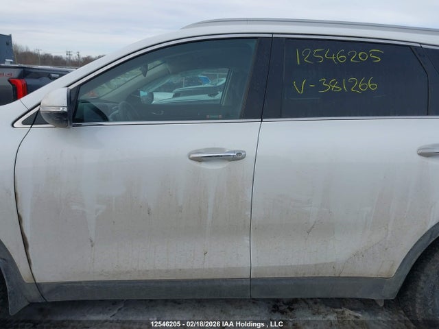 5XYPG4A33JG381266 KIA Sorento