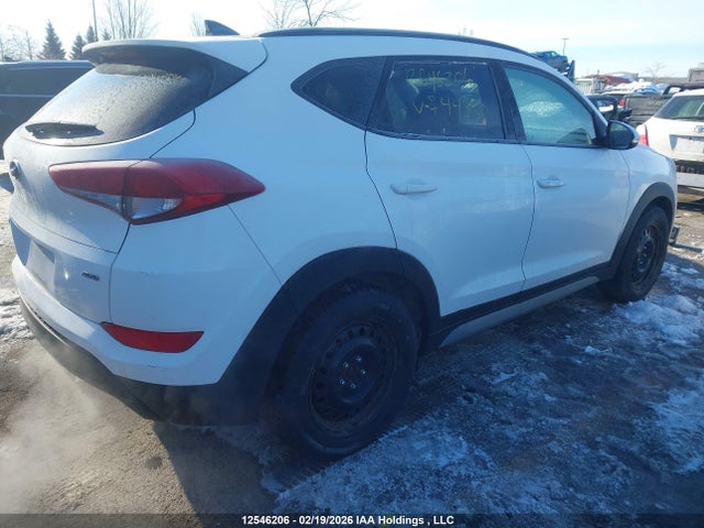 12546206 :رقم المزاد ، KM8J3CA40JU744850 vin ، 2018 Hyundai Tucson مزاد بيع