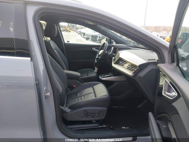 2024 Audi Q4 E-tron მანქანა იყიდება აუქციონზე, vin: WA1GUAFZ8RP086218, აუქციონის ნომერი: 12546224