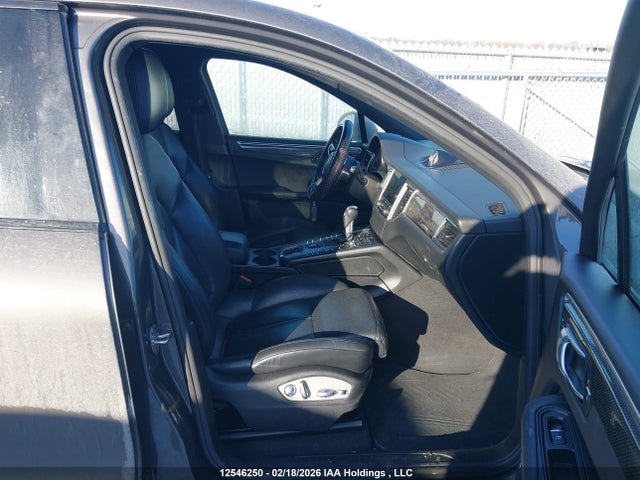 Porsche Macan Sport Edition 2018 WP1AA2A51JLB05765 Image 5
