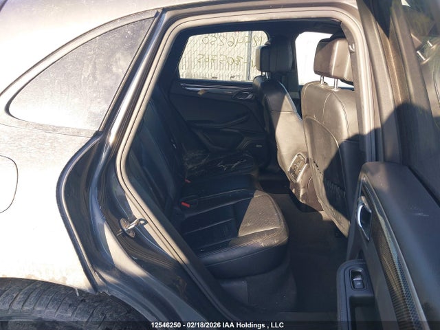 Porsche Macan Sport Edition 2018 WP1AA2A51JLB05765 Image 8