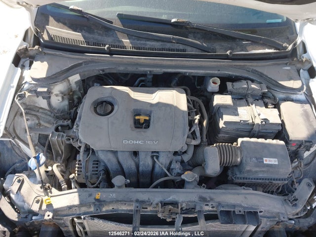KMHD84LF8HU167000 Hyundai ELANTRA GL