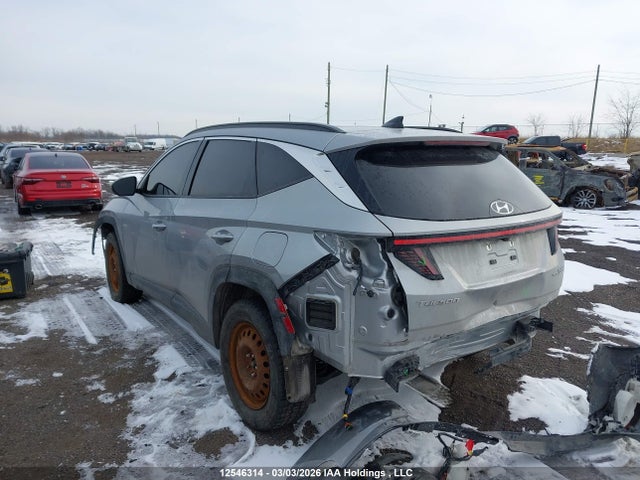 KM8JCCA18NU070670 Hyundai Tucson Luxury/ultimate
