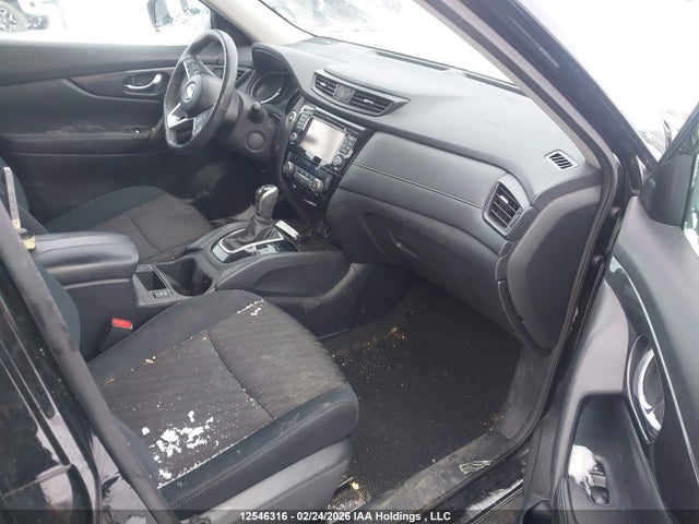 5N1AT2MM0HC856716 Nissan Rogue S/sl Platinum/sv