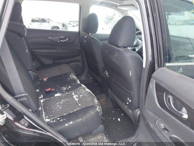 5N1AT2MM0HC856716 Nissan Rogue S/sl Platinum/sv