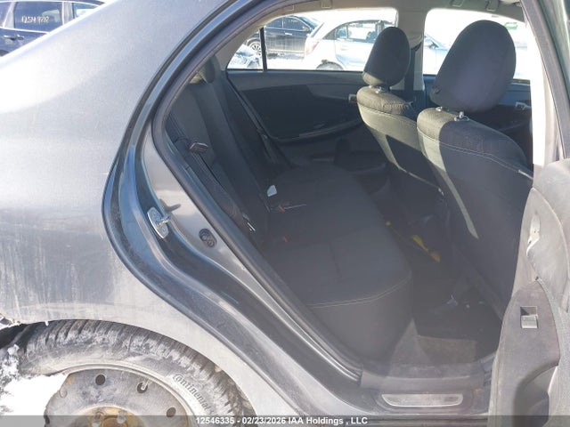 12546335 :رقم المزاد ، 2T1BU4EE1DC927562 vin ، 2013 Toyota Corolla مزاد بيع