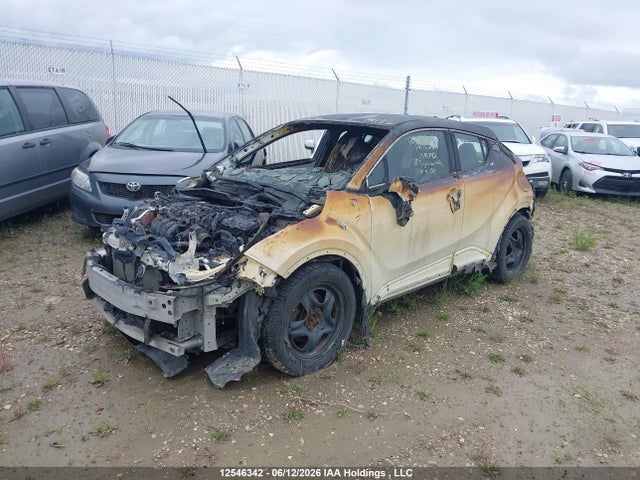 12546342 :رقم المزاد ، NMTKHMBX0JR059792 vin ، 2018 Toyota C-hr Xle/xle Premium مزاد بيع