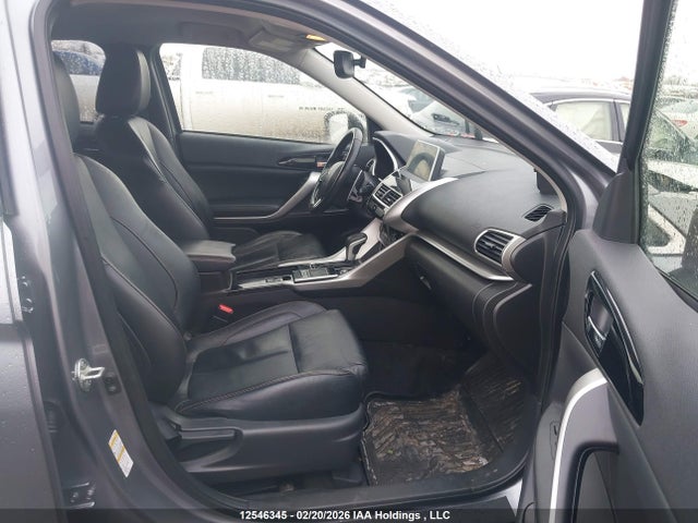 JA4AT4AA0JZ617528 Mitsubishi Eclipse Cross Gt/se