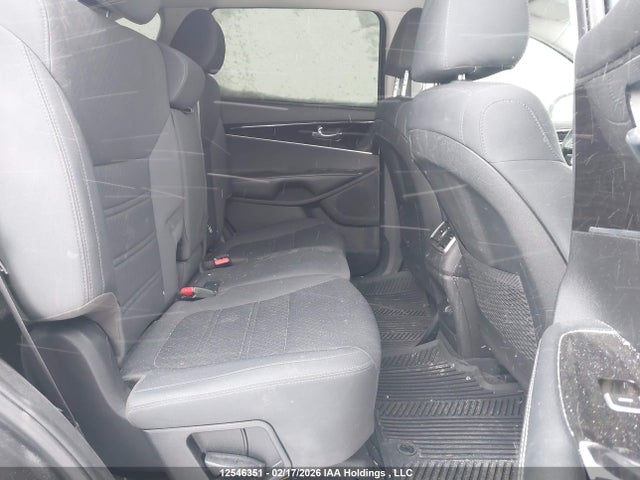 5XYPGDA38LG665804 KIA Sorento L/lx
