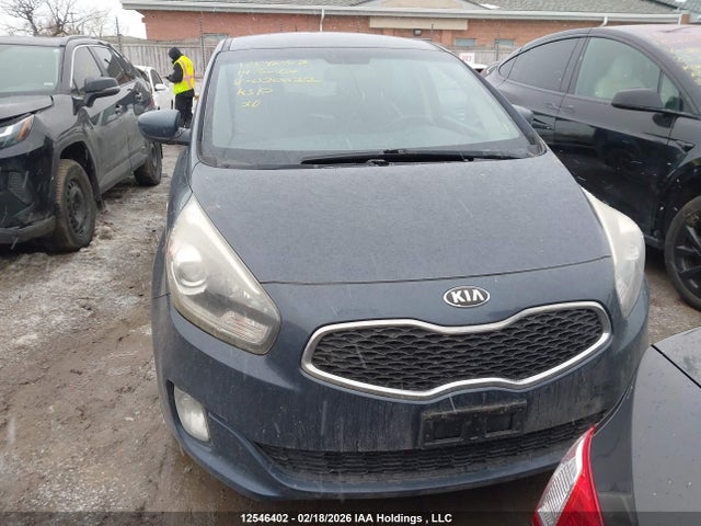 12546402 :رقم المزاد ، KNAHT8A32E7020022 vin ، 2014 Kia Rondo Lx مزاد بيع