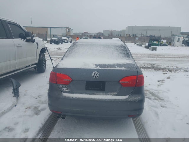 2013 Volkswagen Jetta მანქანა იყიდება აუქციონზე, vin: 3VW2K7AJ6DM298623, აუქციონის ნომერი: 12546411