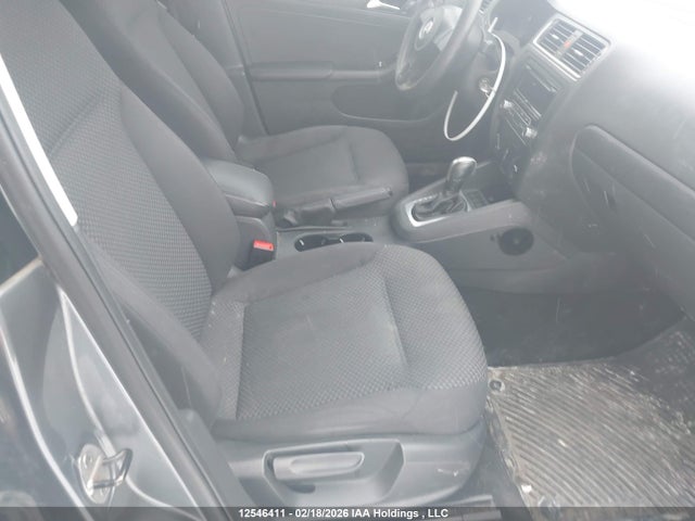 2013 Volkswagen Jetta მანქანა იყიდება აუქციონზე, vin: 3VW2K7AJ6DM298623, აუქციონის ნომერი: 12546411