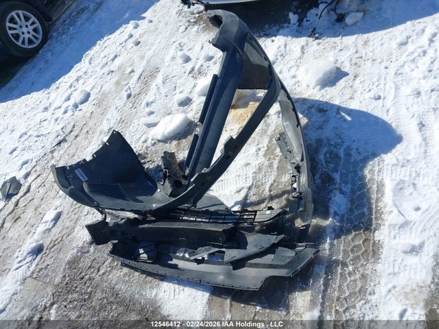 2T3BFREV1HW599076 Toyota RAV4 LE