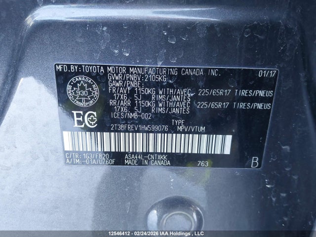 2T3BFREV1HW599076 Toyota RAV4 LE