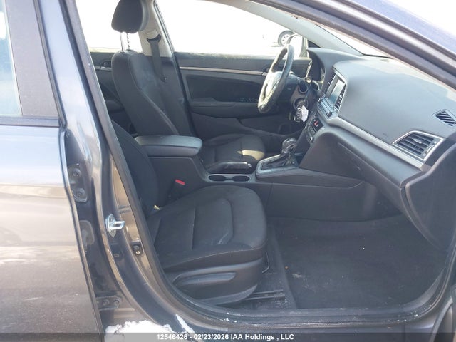 KMHD84LF0HU399557 Hyundai ELANTRA GL