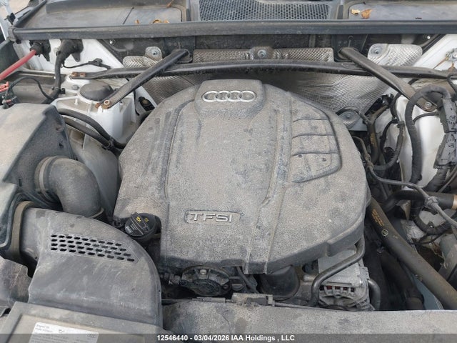WA1CNAFY4J2244381 Audi Q5 2.0t Technik