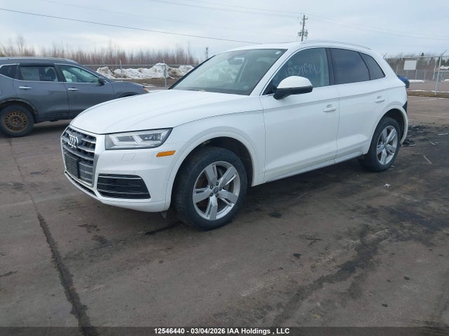 WA1CNAFY4J2244381 Audi Q5 2.0t Technik