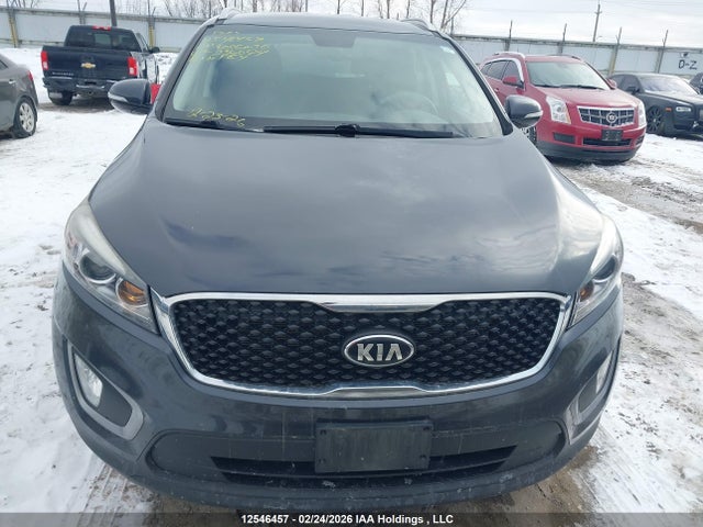 5XYPGDA55HG236094 KIA Sorento 3.3l Lx V6 7-seater
