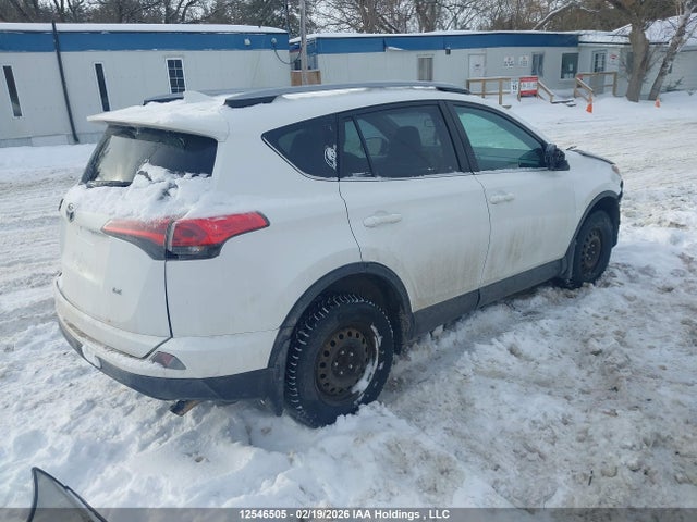 2T3ZFREVXHW346448 Toyota RAV4 LE