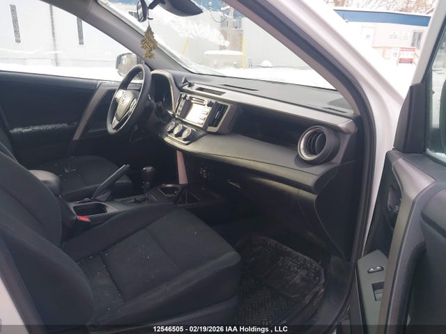 2T3ZFREVXHW346448 Toyota RAV4 LE