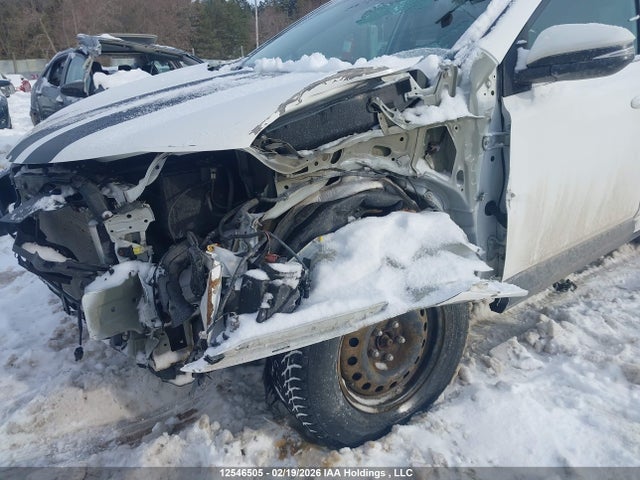 2T3ZFREVXHW346448 Toyota RAV4 LE