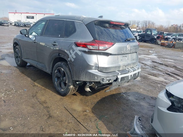 JN8BT3BB2RW428473 Nissan ROGUE SV