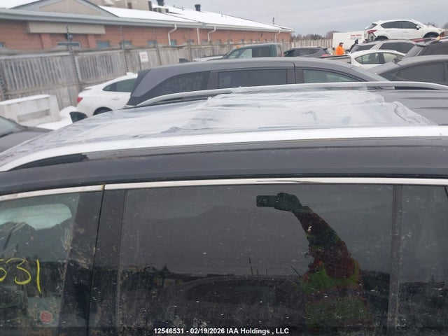3VV4B7AX5JM194220 Volkswagen Tiguan