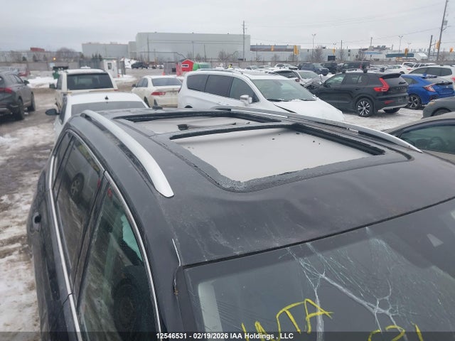 3VV4B7AX5JM194220 Volkswagen Tiguan