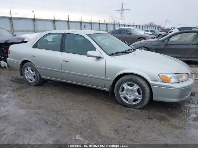 12546543 :رقم المزاد ، JT2BG22K510592276 vin ، 2001 Toyota Camry Ce/le مزاد بيع