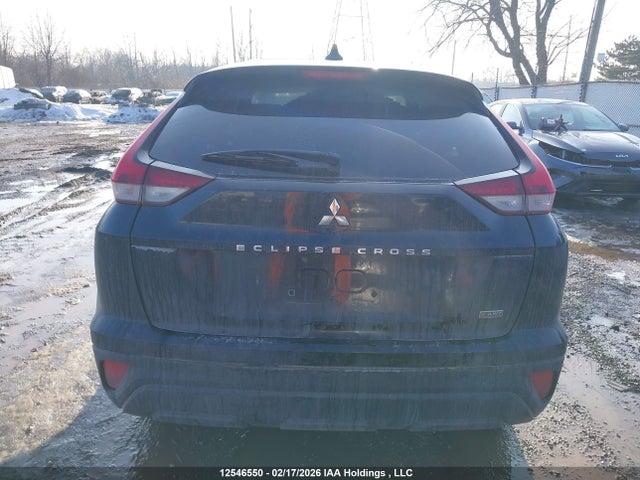 JA4ATUAA9NZ601561 Mitsubishi Eclipse Cross Es