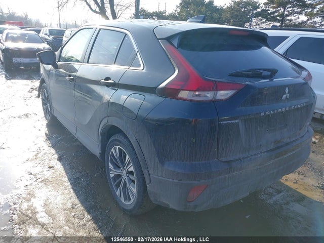 JA4ATUAA9NZ601561 Mitsubishi Eclipse Cross Es