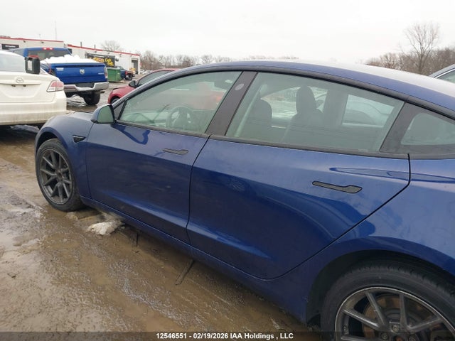 5YJ3E1EA5NF258240 Tesla MODEL 3