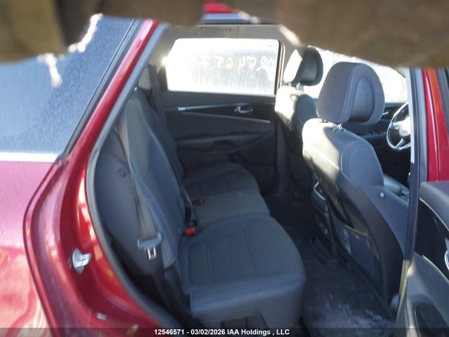 5XYPG4A11GG100217 KIA Sorento Lx/l