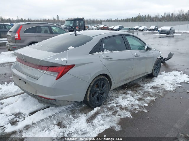 KMHLN4AJXNU012858 Hyundai Elantra Limited