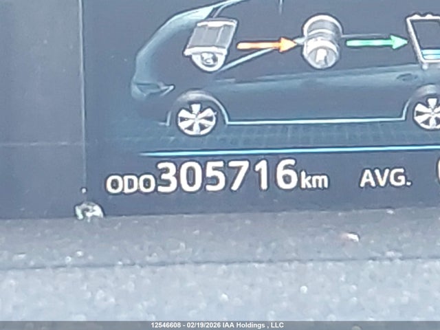 JTDZN3EU4HJ070158 Toyota PRIUS V