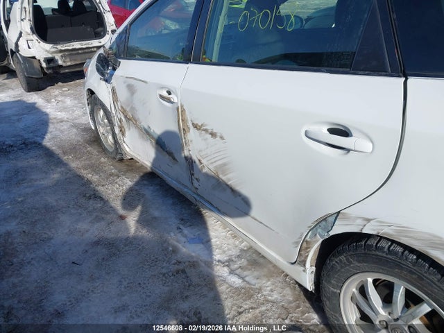 JTDZN3EU4HJ070158 Toyota PRIUS V