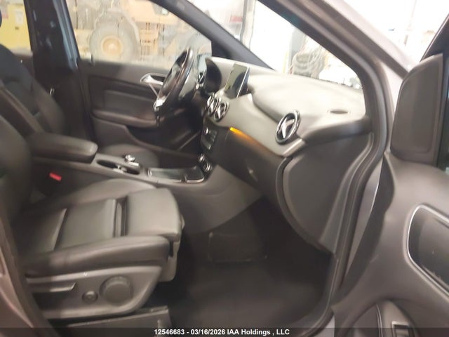WDDMH4GB5GJ394064 Mercedes-Benz B 250 4matic