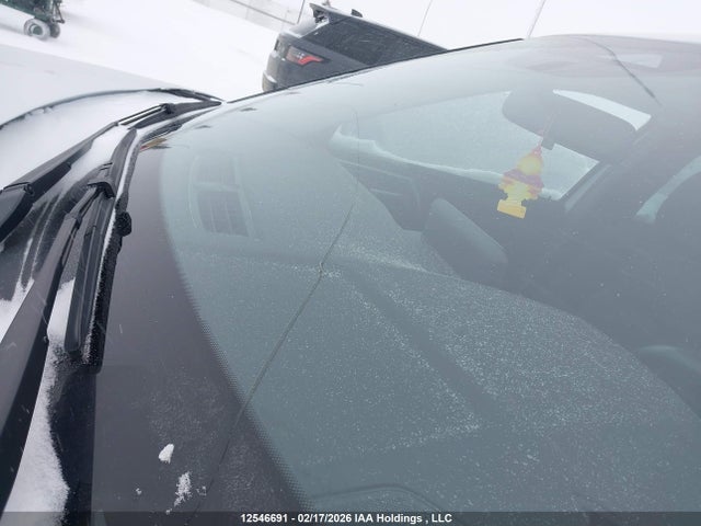 JA4T5TA94PZ619665 Mitsubishi Outlander Es