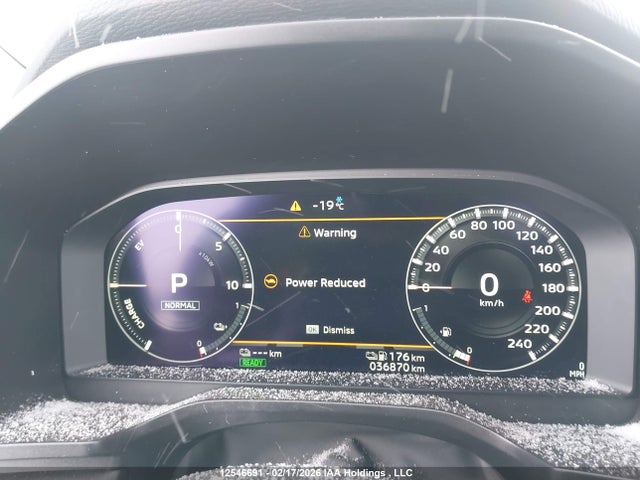 JA4T5TA94PZ619665 Mitsubishi Outlander Es