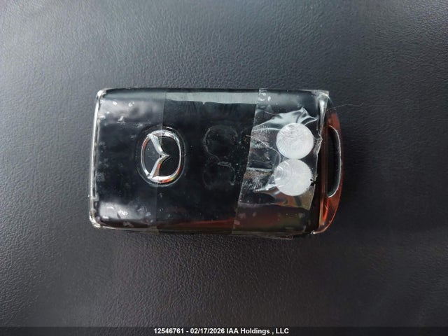 JM1BPBLM0L1157671 Mazda 3